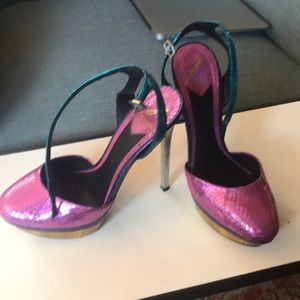 Brian Atwood Pump